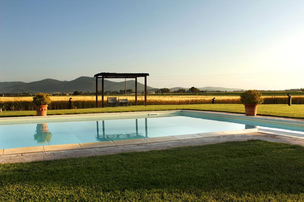 Agriturismo Giuncola & Granaiolo Rispescia Exterior photo